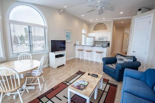 Beach Room 330