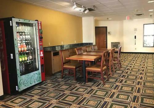 Posada Norwood Inn & Suites Eagan