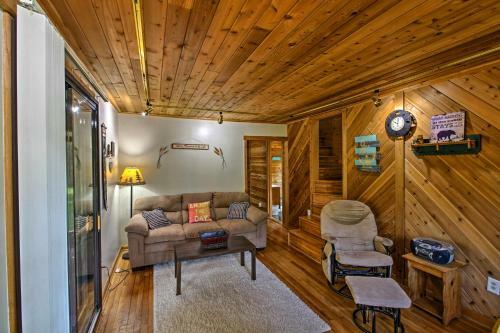Rustic Cloquet Home With 3-season Porch And Fire Pit