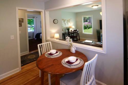 Apartamento Remodeled Apt - 8 Mi To Downtown Minneapolis!