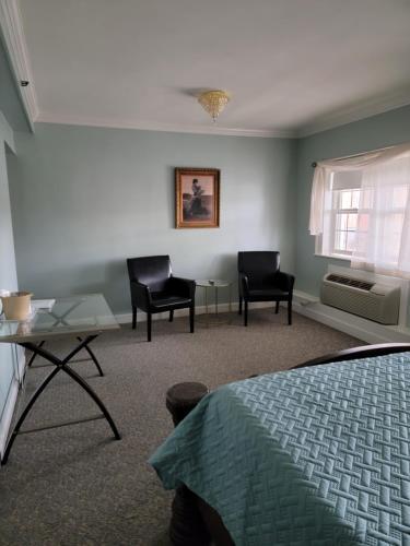 Hotel Lowell Inn