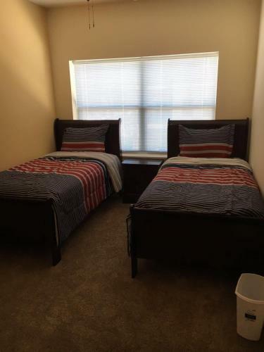 Nicholas Apartments