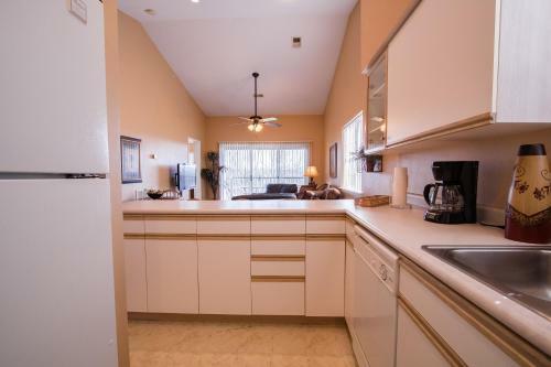 Apartamento Overlook Grove Condo