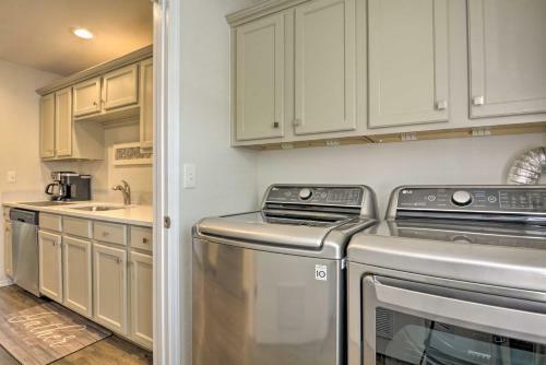 Apartamento Chic Resort Retreat With Branson Strip Views!