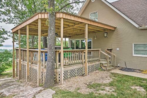 Charming Hillside Branson Home With Spacious Deck!