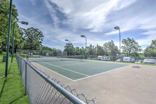 Apartamento The Ridge Resort Condo With Pools And Golf Course!