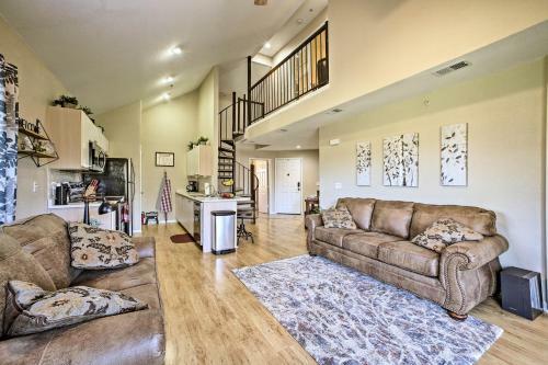 Apartamento The Ridge Resort Condo With Pools And Golf Course!