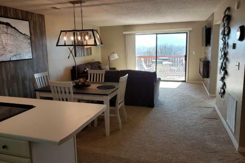 Pointe Royale 93-5