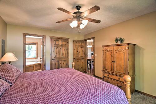 Refined Resort Residence Near Silver Dollar City!