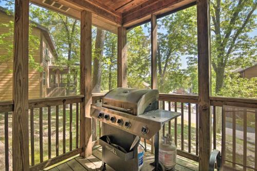Refined Resort Residence Near Silver Dollar City!