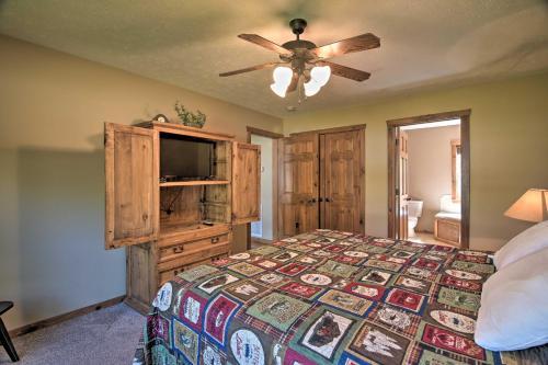 Refined Resort Residence Near Silver Dollar City!