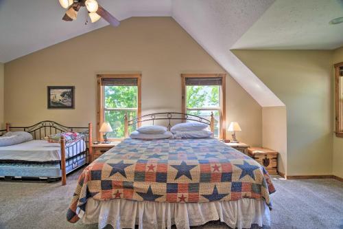 Refined Resort Residence Near Silver Dollar City!