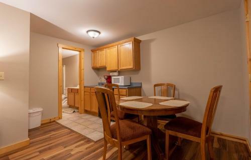 Ozarks Oasis Cabin