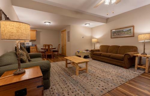 Ozarks Oasis Cabin