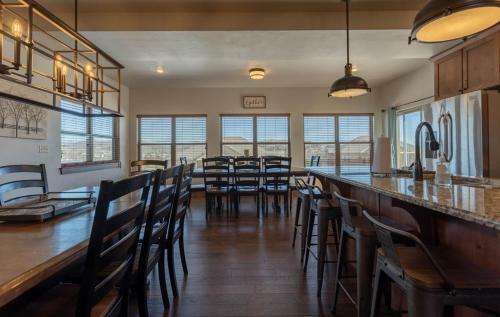Rockwood Lake Lodge Home