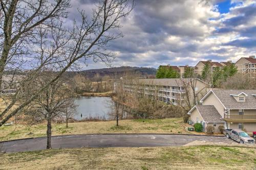 Apartamento Family-friendly Branson Condo With Balcony!