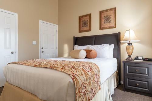 Hotel Surrey Vacation Resort By Capital Vacations