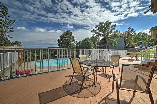 Apartamento Branson Condo With Views 2 Mi From Silver Dollar City