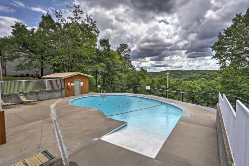 Apartamento Branson Condo With Views 2 Mi From Silver Dollar City