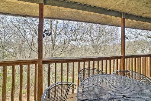 Apartamento Condo With Community Pool, 2mi To Silver Dollar City!