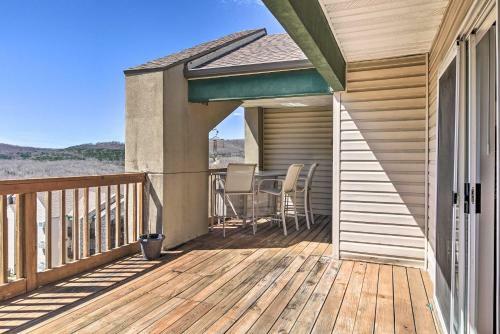 Apartamento Branson Condo With Deck And Table Rock Lake View!