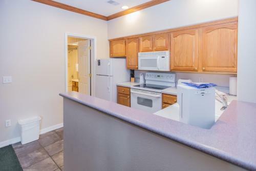 Spacious Palace View Condo 1br Standard