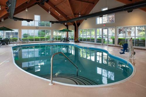 Spacious Condo In Heart Of Branson 2br Standard