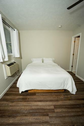Hotel Mandalay