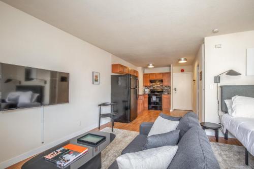Apartamento Cozy Dt Studio With Balcony By Zencity