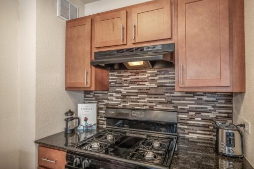 Apartamento Cozy Dt Studio With Balcony By Zencity