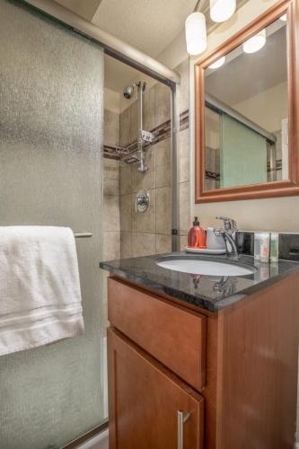 Apartamento Cozy Dt Studio With Balcony By Zencity