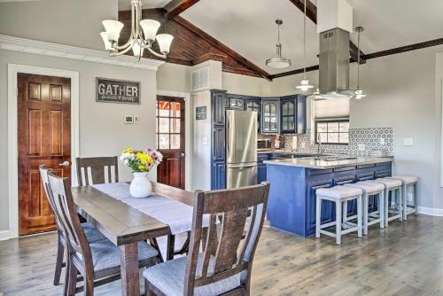Pet-friendly Reeds Spring Home Less Than 1 Mi To Lake