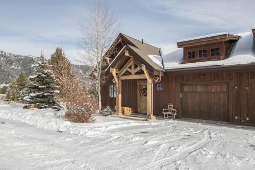 60 Moose Ridge