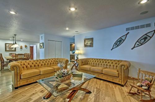 Home With 2 Docks, Across Lake From Margaritaville!