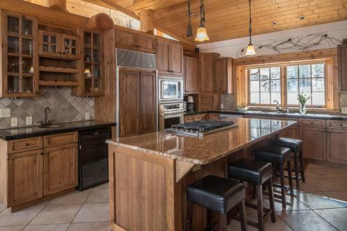 Silverado Lodge