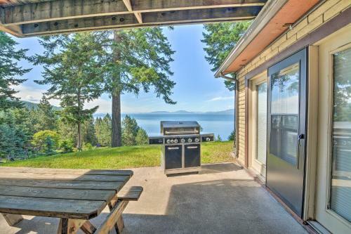 Spacious Bigfork Retreat Overlooking Flathead Lake