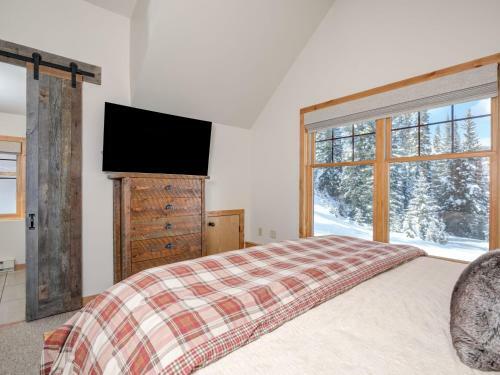 Powder Ridge Trapper Cabins By Big Sky Vacation Rentals