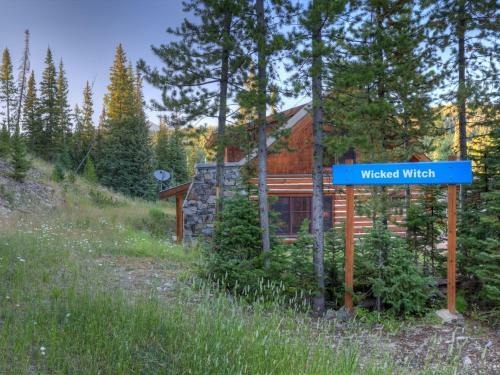 Powder Ridge Trapper Cabins By Big Sky Vacation Rentals