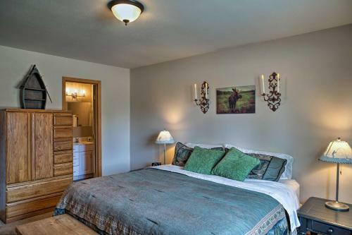 Quiet Kalispell Home On 3 Acres - 36 Mi To Glacier