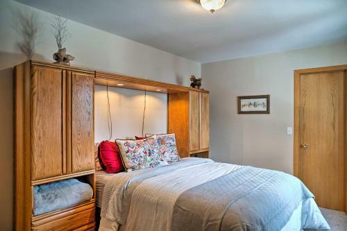 Quiet Kalispell Home On 3 Acres - 36 Mi To Glacier