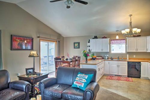 Quiet Kalispell Home On 3 Acres - 36 Mi To Glacier
