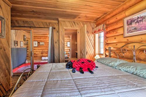 Dillon Log Home With Hot Tub By Beaverhead And Hiking!
