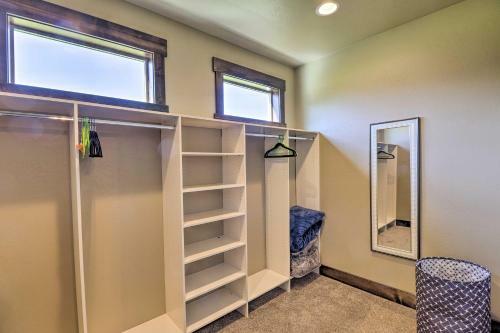 Newly Built Kalispell Home - 28 Mi To Glacier Np!
