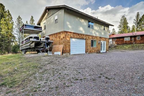 Big Sky Country Getaway By Hiking And Boating!