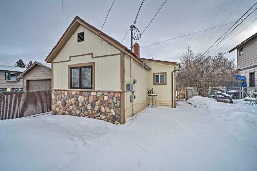 Cozy Cottage With Yard - Walk To Downtown Red Lodge!