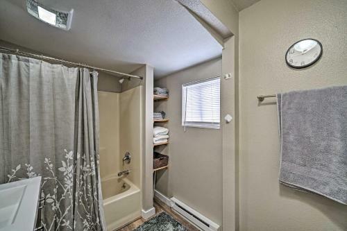 Red Lodge Retreat With Yard - Walk To Restaurants!