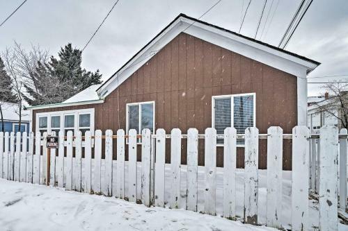 Red Lodge Retreat With Yard - Walk To Restaurants!