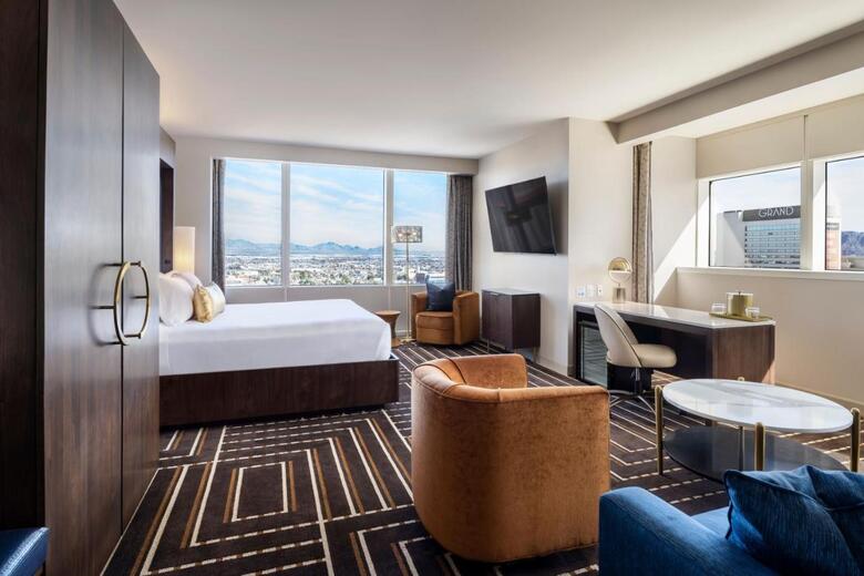 Hotel Circa Resort & Casino - Adults Only