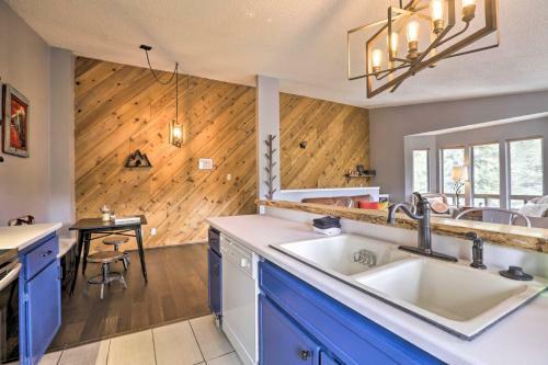 Rustic-chic Heavenly Condo With On-site Hiking!