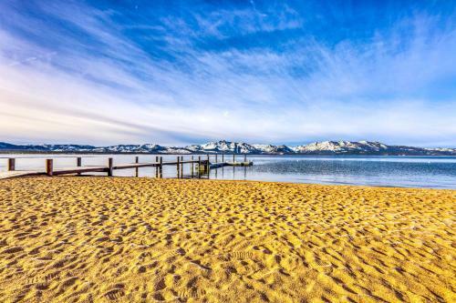 Luxury Lakefront At Tahoe Beach Club With Private Beach